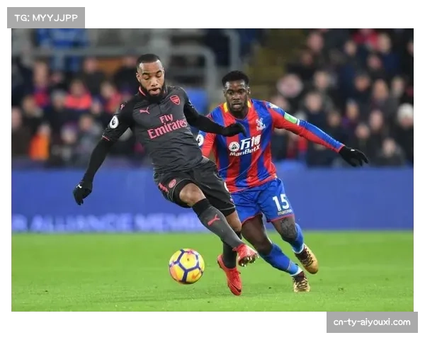 特写：老将拉卡泽特如何调整踢法适应里昂新帅战术体系